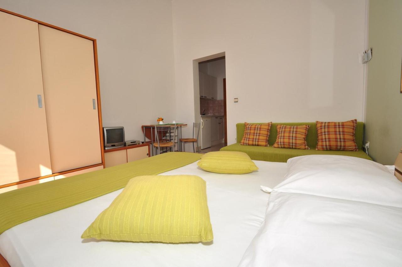 Anastazija Sea View Apartment Omis Exterior photo