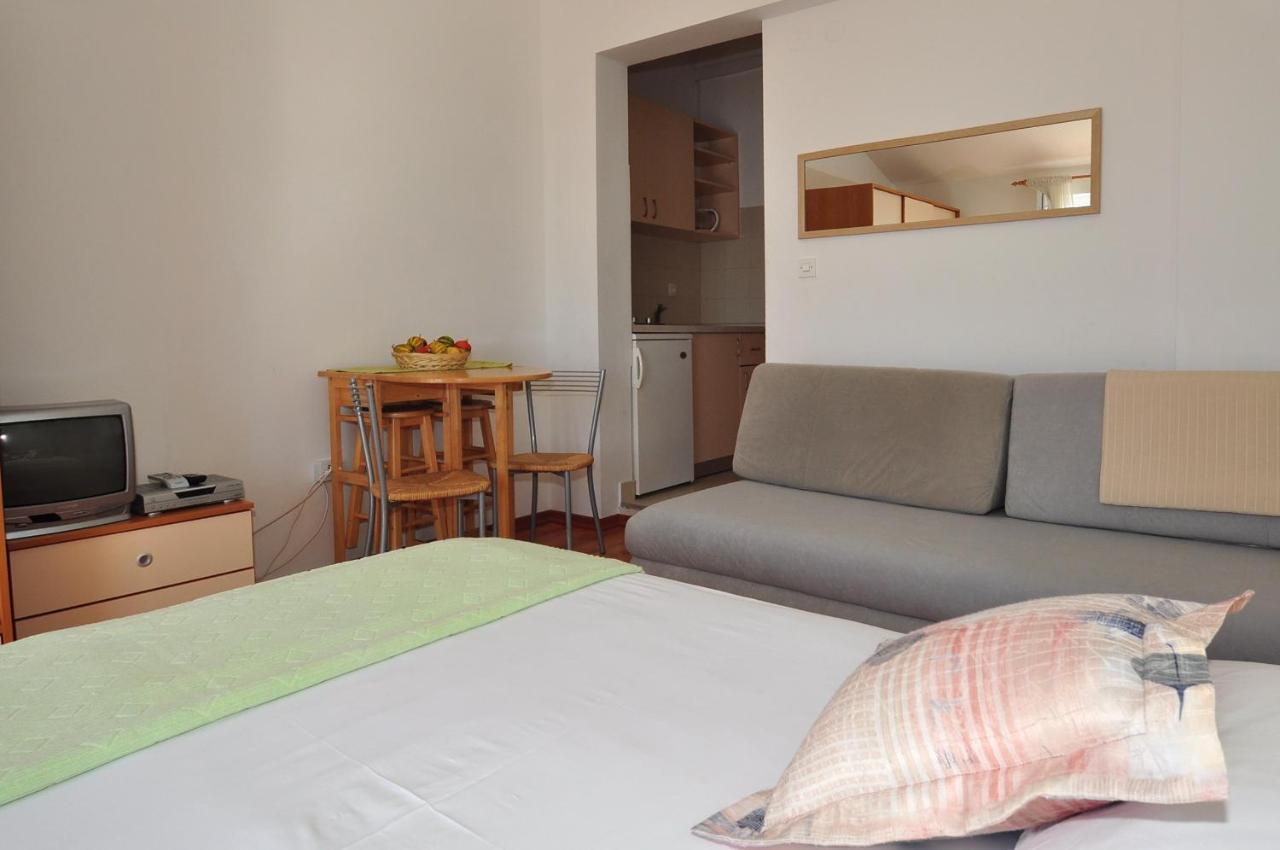 Anastazija Sea View Apartment Omis Exterior photo