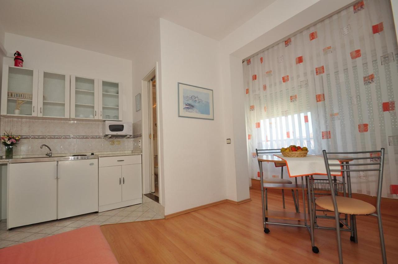 Anastazija Sea View Apartment Omis Exterior photo